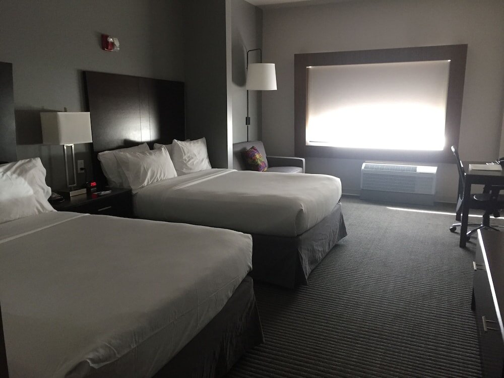 Camera quadrupla Standard Holiday Inn Express and Suites Tahlequah, an IHG Hotel