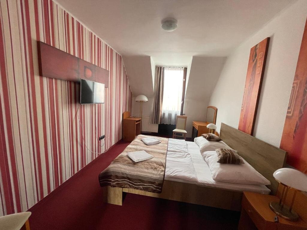 Standard Doppel Zimmer Hotel Minaret&Étterem