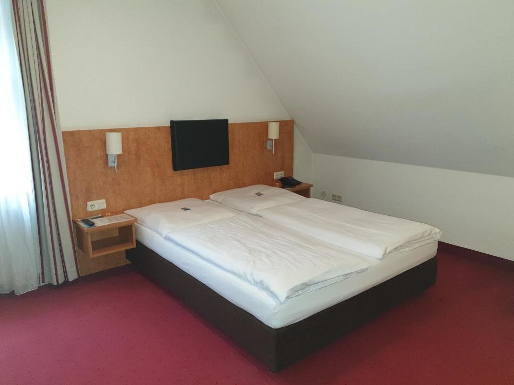Standard Quadruple room Hotel Neuwirtshaus - Superior