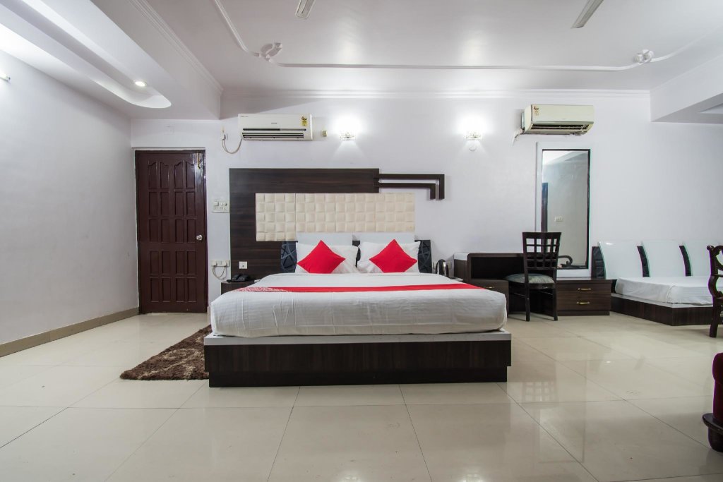 Standard Suite OYO Flagship 24088 Hotel City Centre