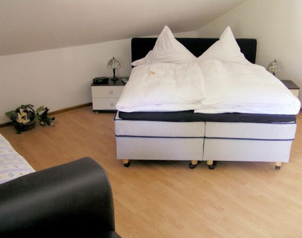 Двухместный номер Standard с балконом Bed & Breakfast Jungholz - Pension Katharina