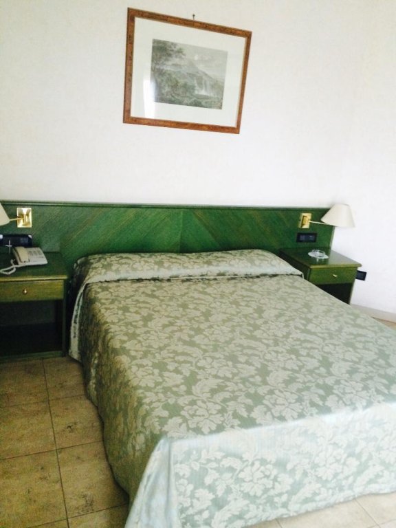 Standard Doppel Zimmer mit Balkon Park Hotel Imperatore Adriano