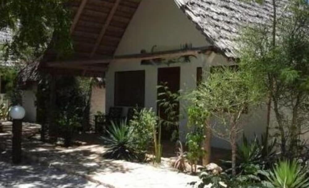 Habitación doble Estándar con vista al jardín Caliente Beach Lodge