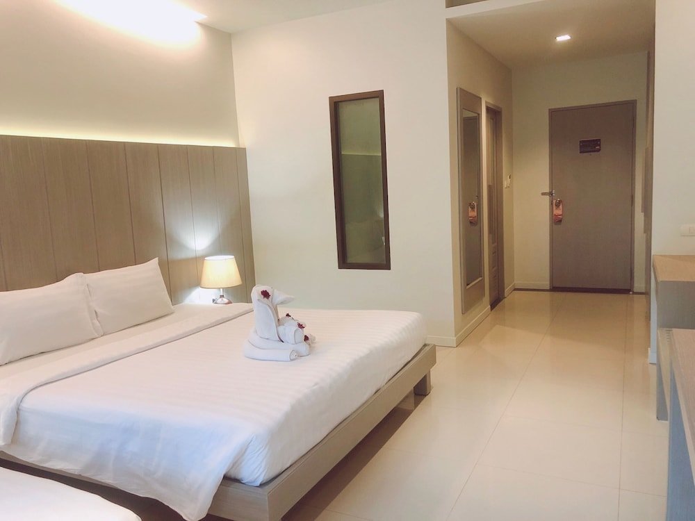 Deluxe Doppel Zimmer mit Balkon Phuketa Hotel