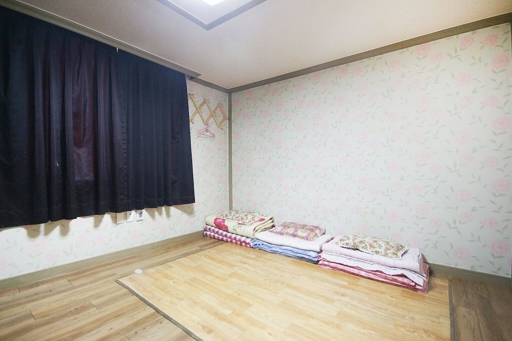 Standard room Gwangju Sangmu Green