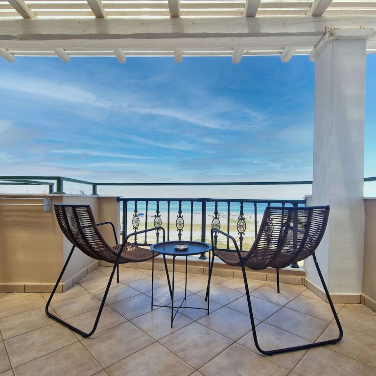 Habitación Estándar con balcón y con vista al mar Hotel Evilion Sea And Sun