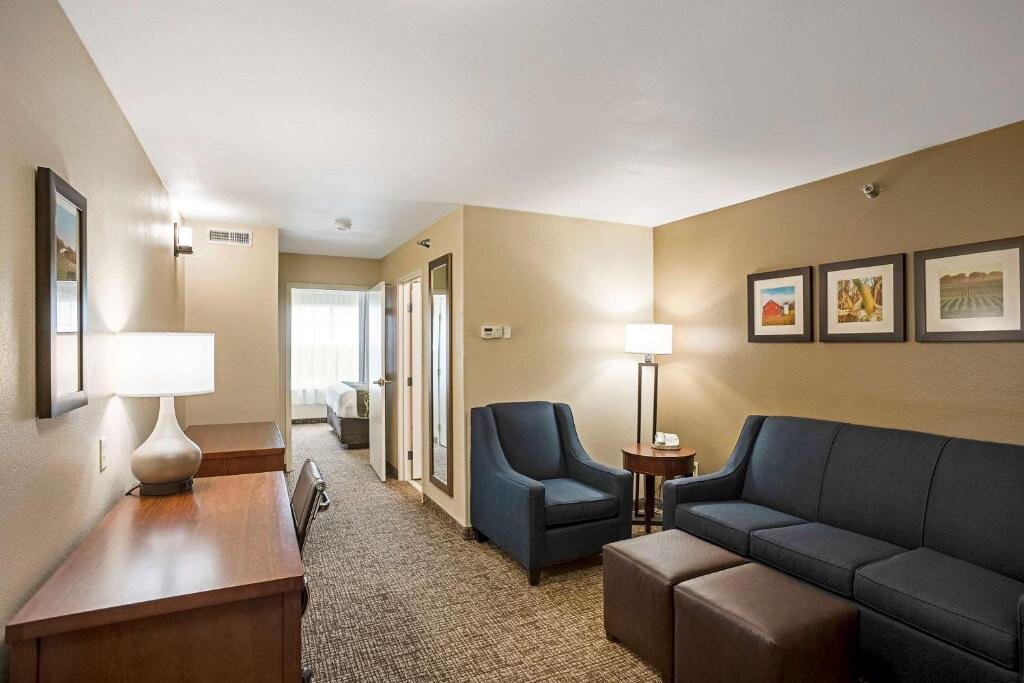 1 Bedroom Double Suite Comfort Inn & Suites Independence