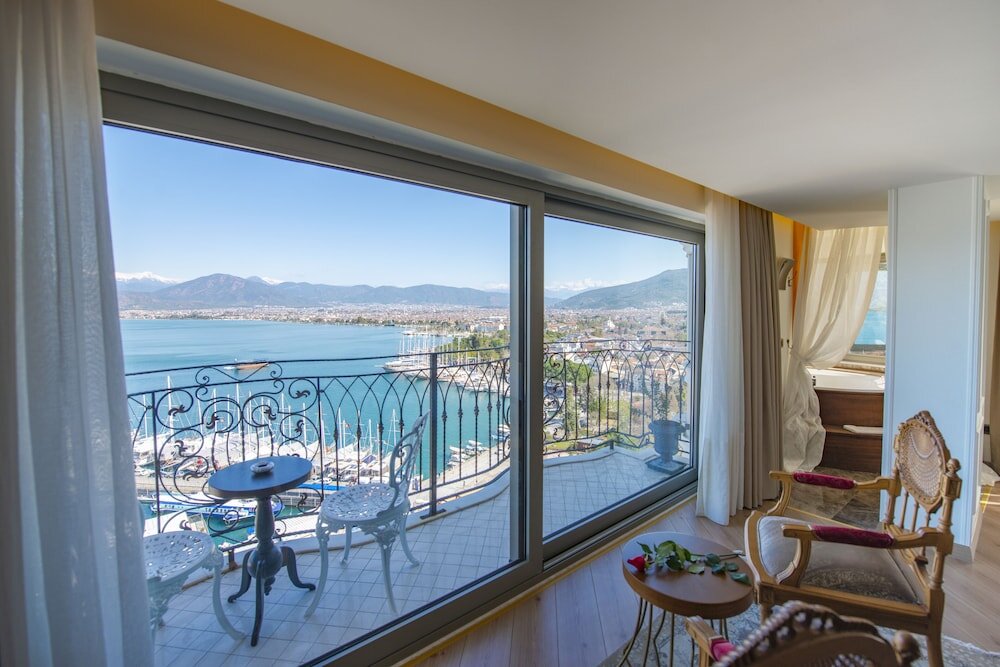 Номер Deluxe с балконом и с видом на море Casa Margot Hotel
