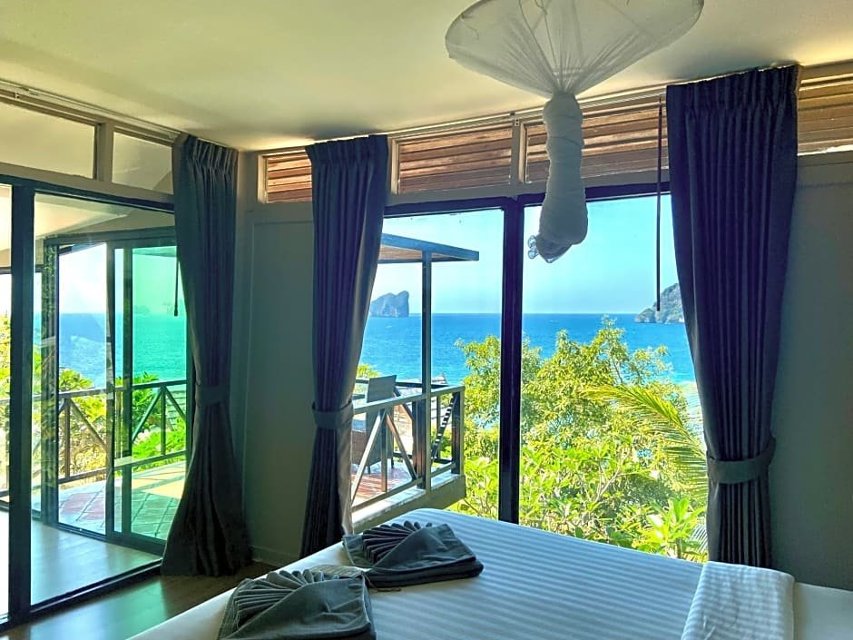 Двухместный люкс с видом на море HIP Seaview Resort @ Phi Phi
