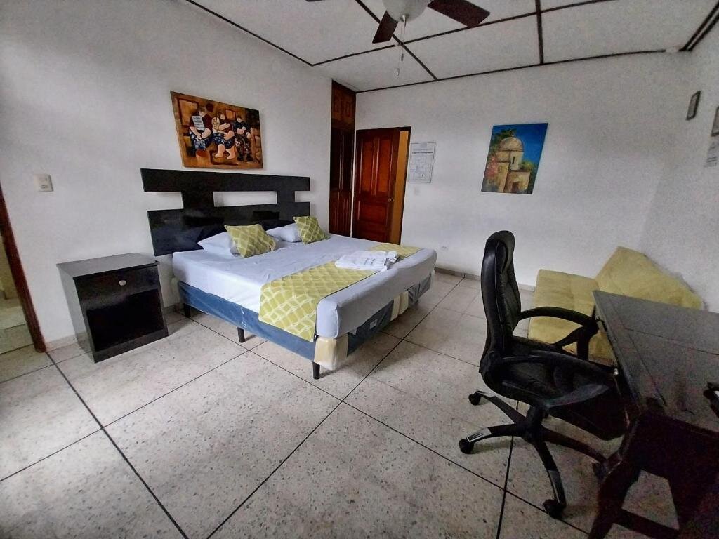 Camera Deluxe Suites & Apartments San Benito - Zona Rosa