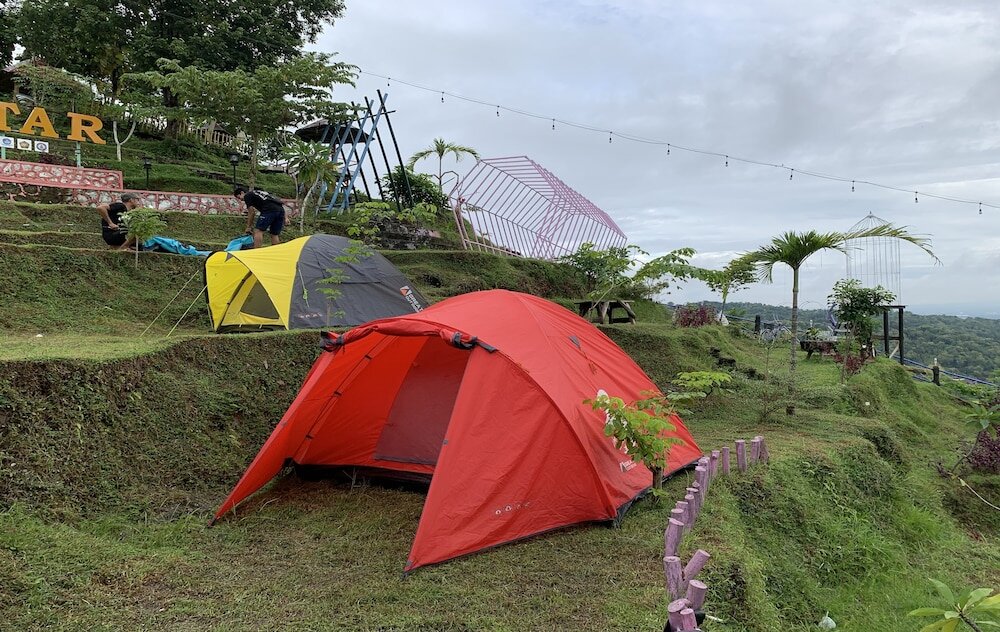 Famille tente Camping Ground Bukit Tinatar