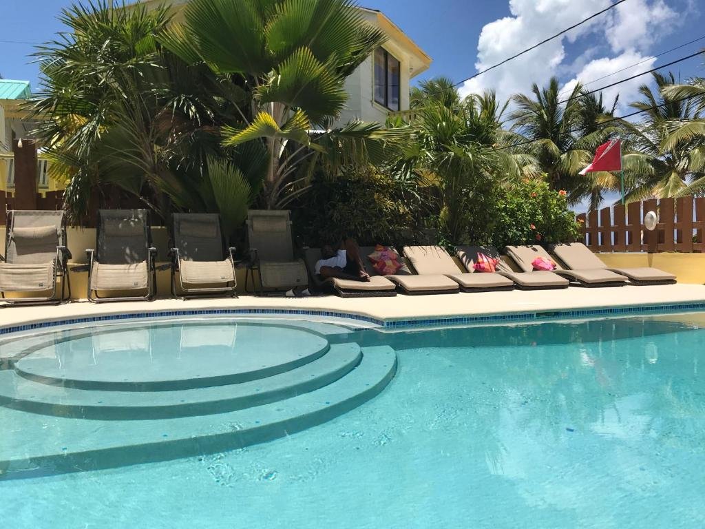 2 Bedrooms Penthouse Apartment Caye Reef Condos