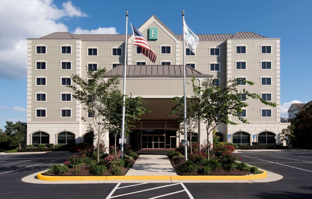 Номер Standard с 2 комнатами Embassy Suites by Hilton Dulles Airport