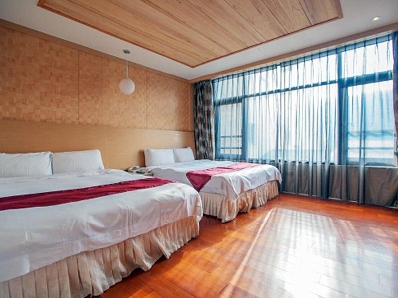 Четырёхместный номер Standard Shuian Lakeside Hotel