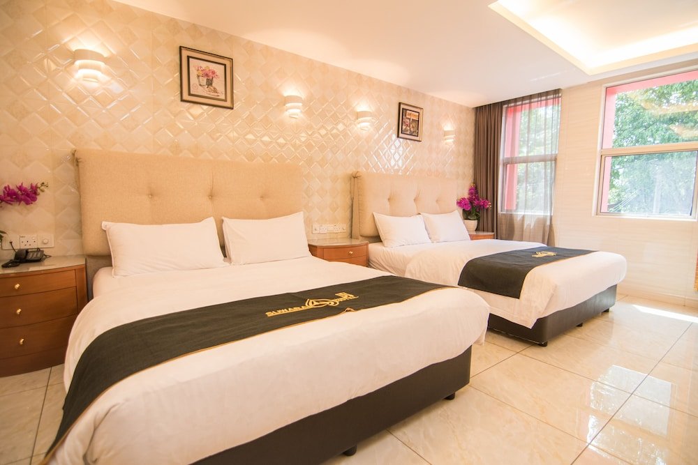 Четырёхместный семейный номер Standard Suwara Hotel Kepong KL