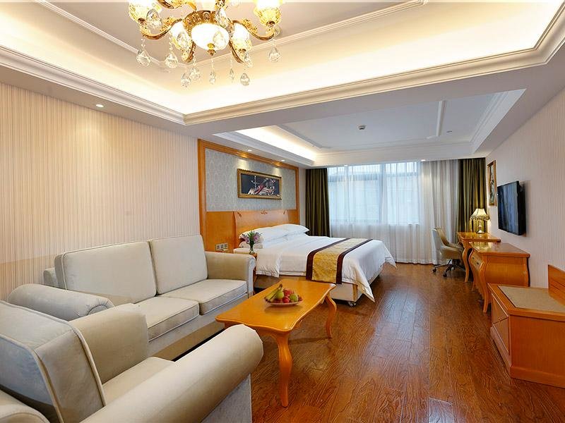 Deluxe Suite Vienna Hotel Chengdu Airport Shuangliu Wanda - Domestic Guests