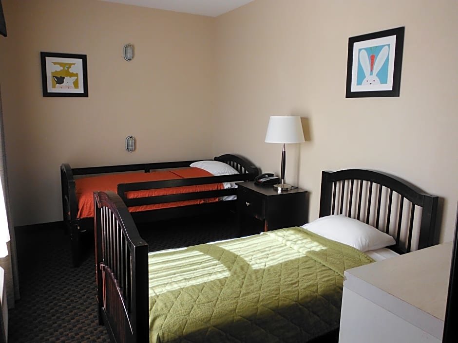 Suite cuádruple 1 dormitorio Holiday Inn Express & Suites Clinton