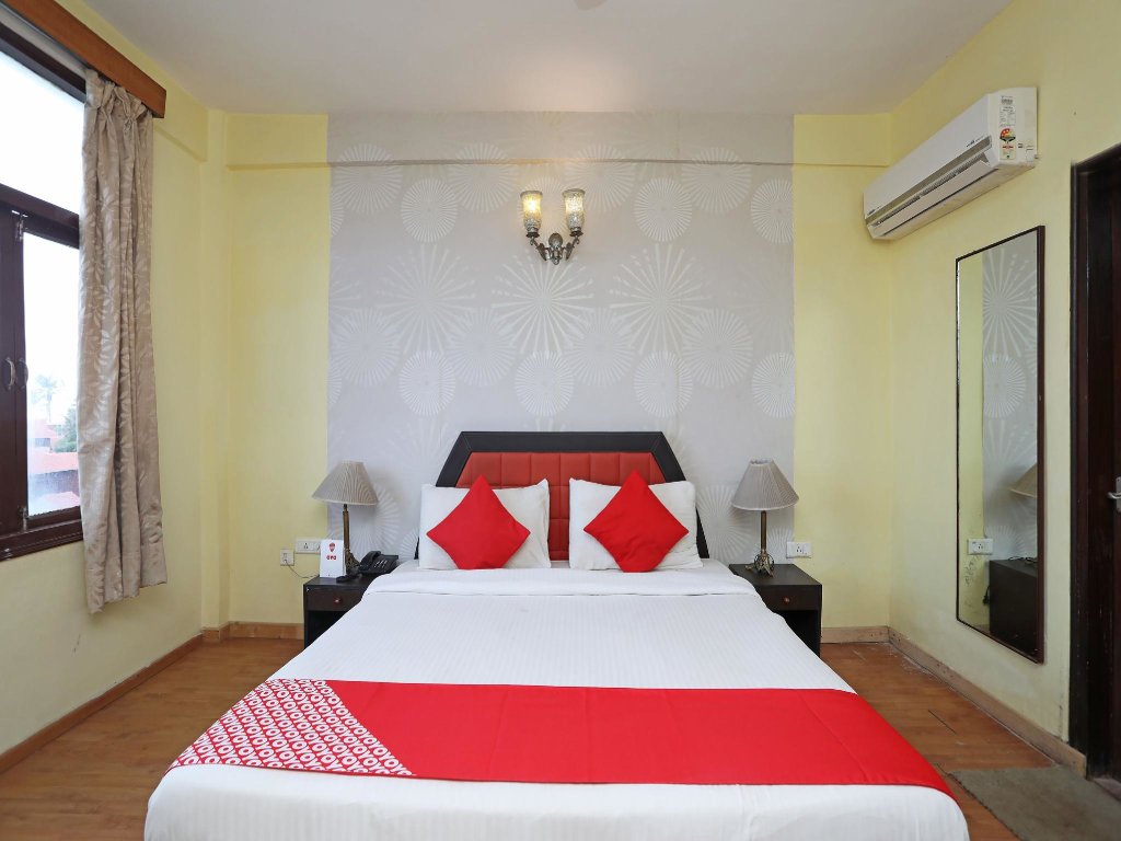 Standard Suite Capital O 1463 Surya Beach Inn