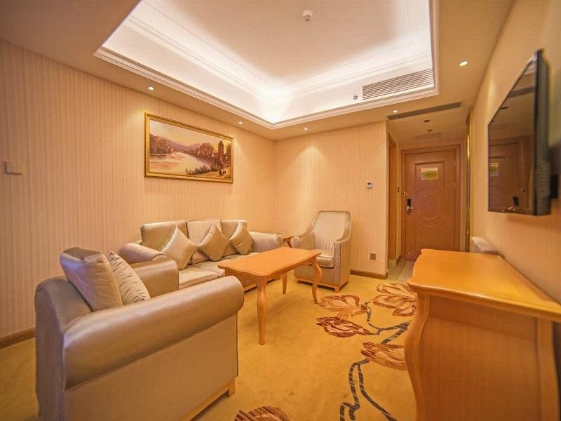 Suite Deluxe Vienna 3 Best Hotel Yunfu Luoding Luocheng Branch