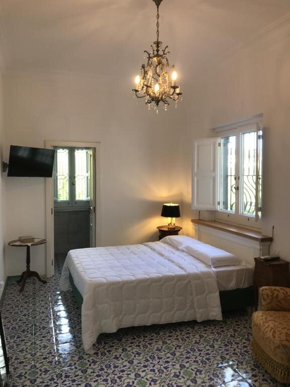 Standard Double room with mountain view Villa De Cillis Carafa