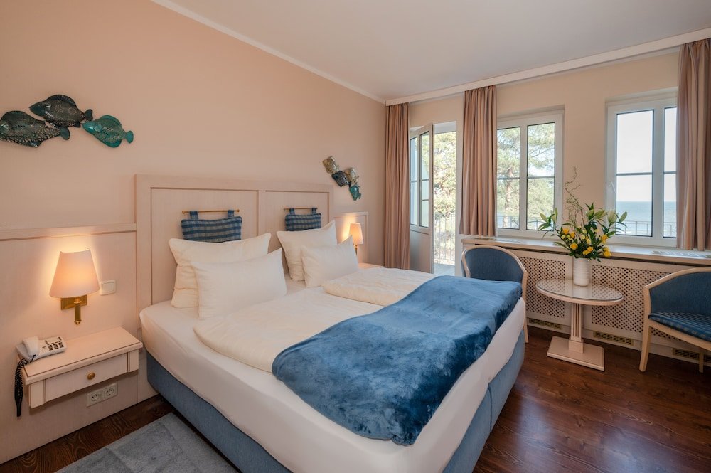 Standard Doppel Zimmer mit Seeblick Vineta Hotels
