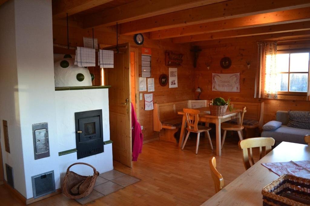 Thomahofhütte und Lärchenhütte 巴德米滕多夫