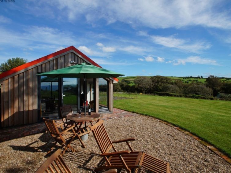 Holiday Home Cae Cwpwl 阿伯里斯特威斯