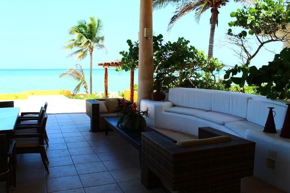 Luxe villa Uinic Chay Luxury Ocean Front Villa