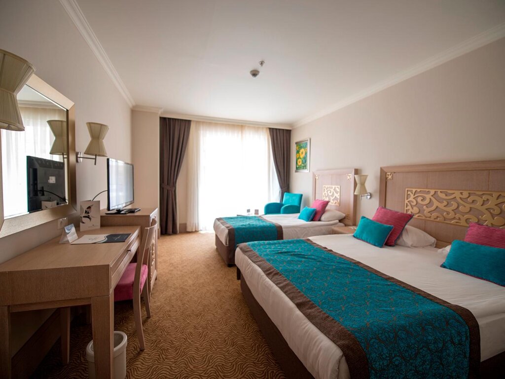 Standard Dreier Zimmer mit Meerblick Crystal Family Resort & Spa