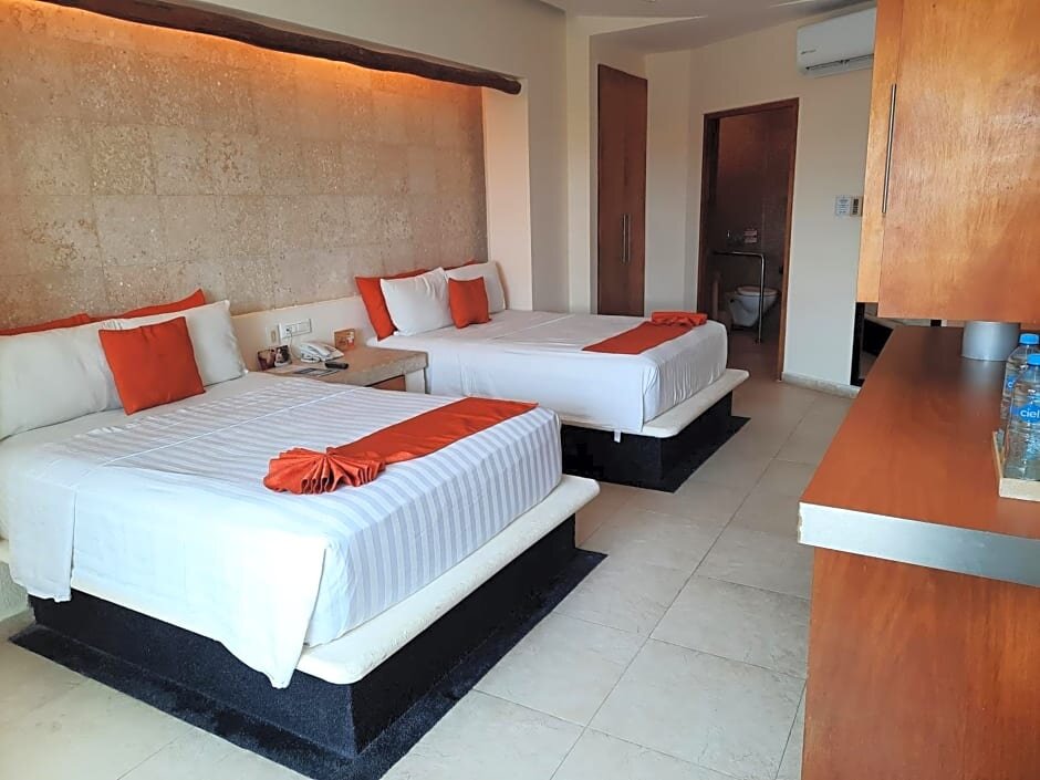 Двухместный номер Standard Artisan Family Hotels and Resort Collection Playa Esmeralda