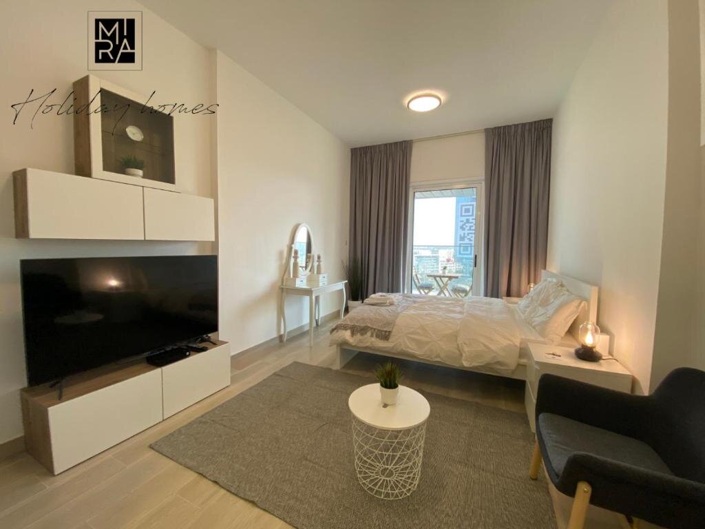 Студия Serviced Studio in Bloom Heights by Mira Holiday Homes