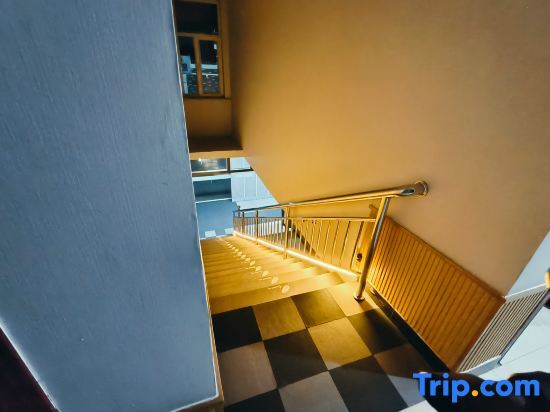 Wulanbutong Jincaodi Inn Уланьбутунсуму