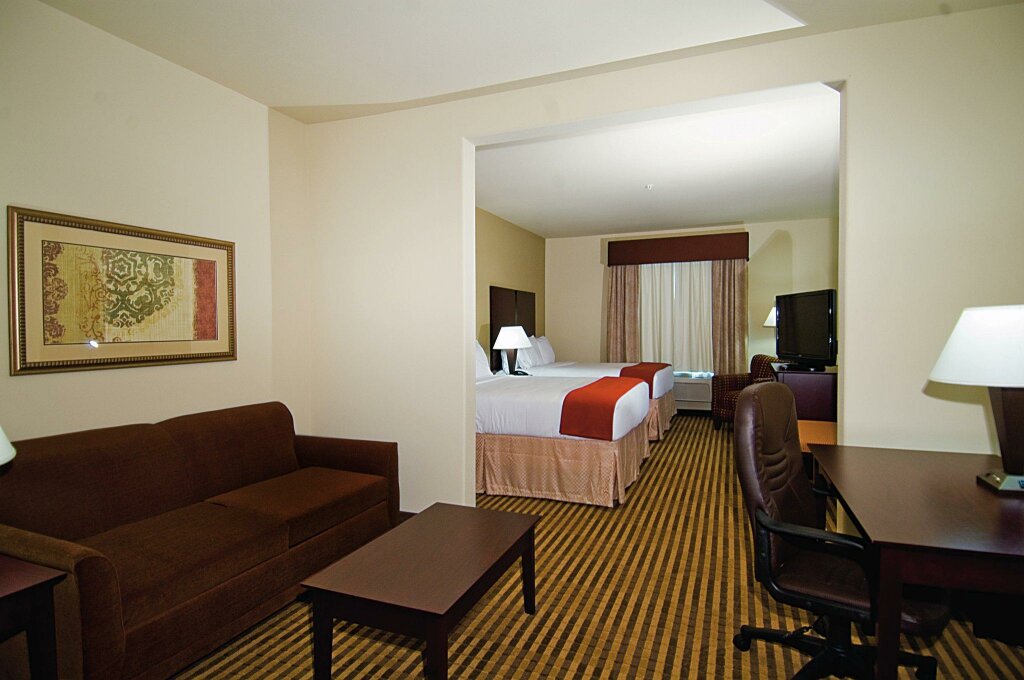 Suite quadrupla Holiday Inn Express Marble Falls, an IHG Hotel