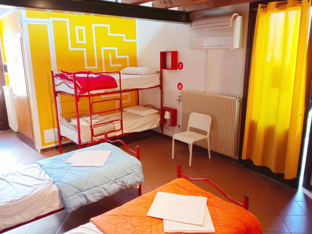 Кровать в общем номере Ostello S. Fosca - CPU Venice Hostels