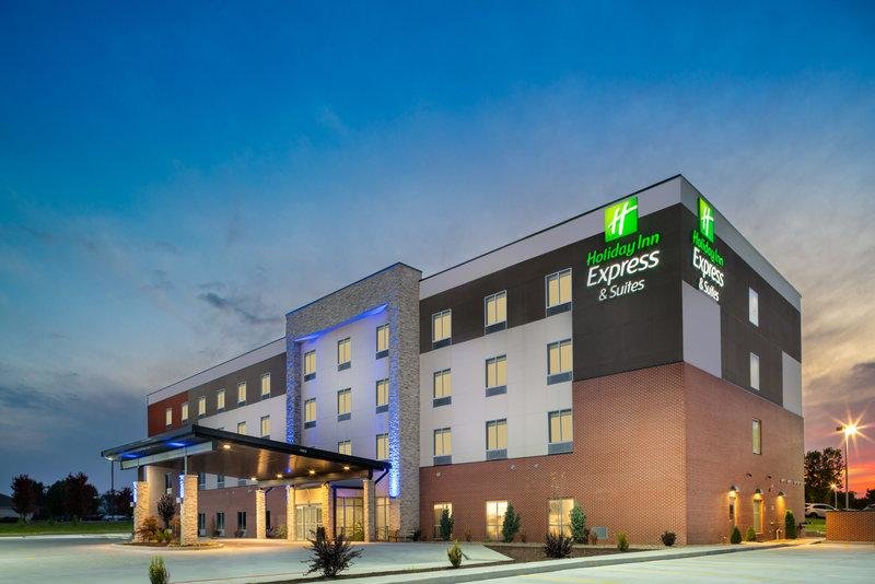 Double suite Holiday Inn Express & Suites - St Peters, an IHG Hotel