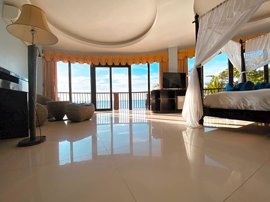 Deluxe Double room with sea view Koh Tao Regal Resort