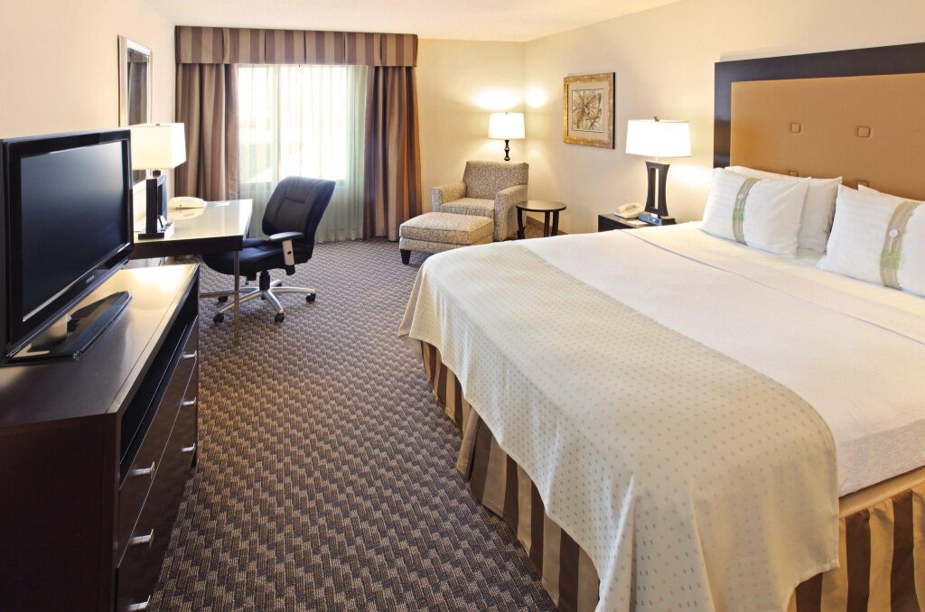Двухместный номер Executive Holiday Inn Little Rock-Airport-Conference Center, an IHG Hotel