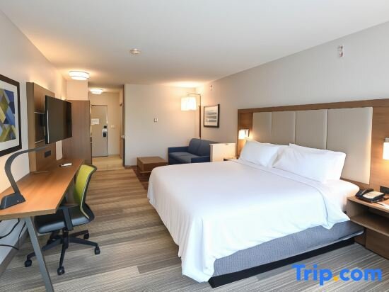 Suite 1 dormitorio Holiday Inn Express Hotel & Suites Richwood