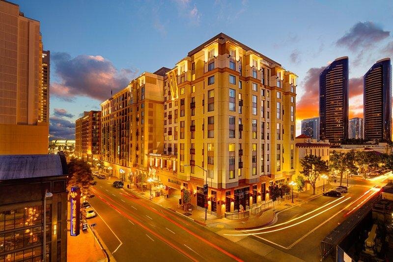Люкс Residence Inn by Marriott San Diego Downtown/Gaslamp Quarter