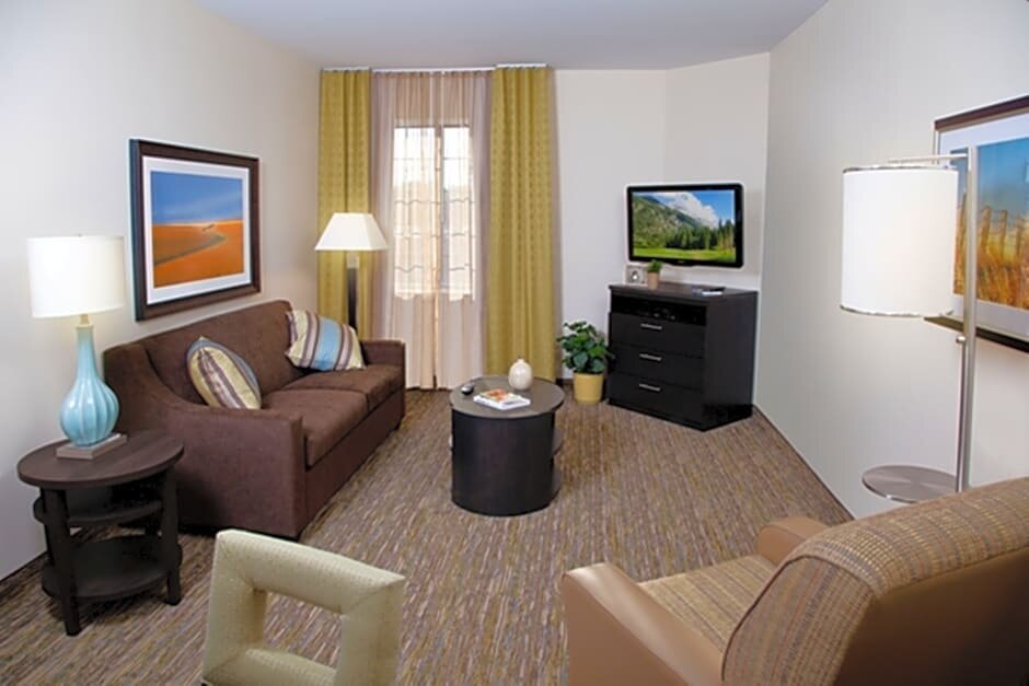 Четырёхместный люкс c 1 комнатой Candlewood Suites Lakeville I-35, an IHG Hotel
