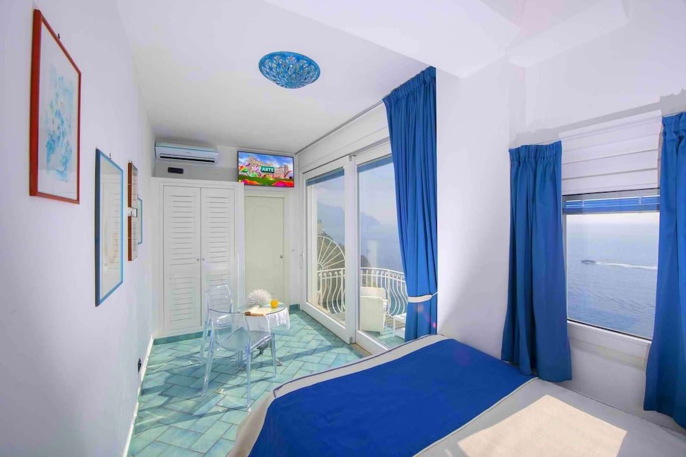 Junior suite con balcone e con vista mare Hotel La Ninfa