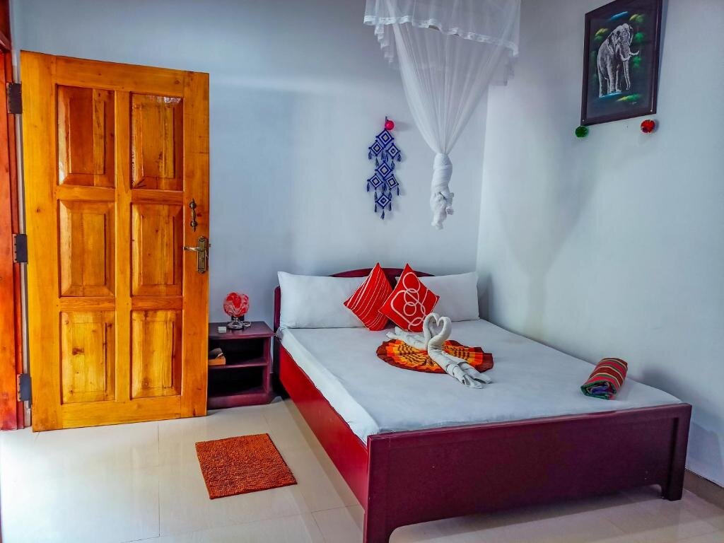 Standard Double room Sigiri Tarushan Home Stay