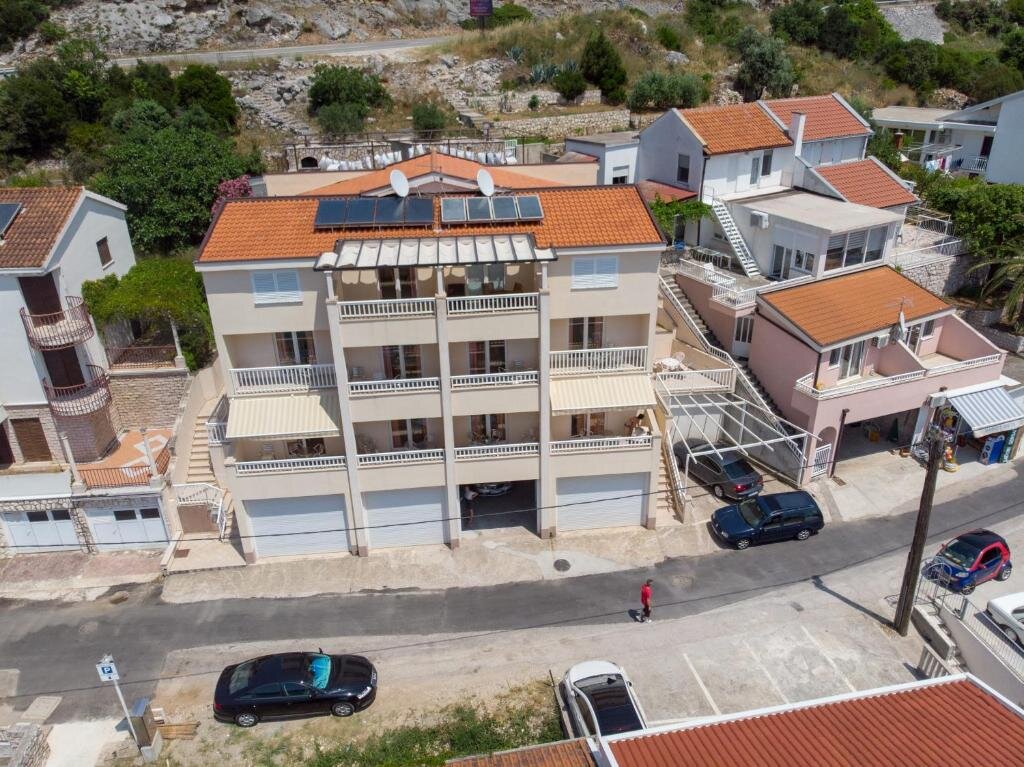 Monolocale con balcone Apartments Knežević