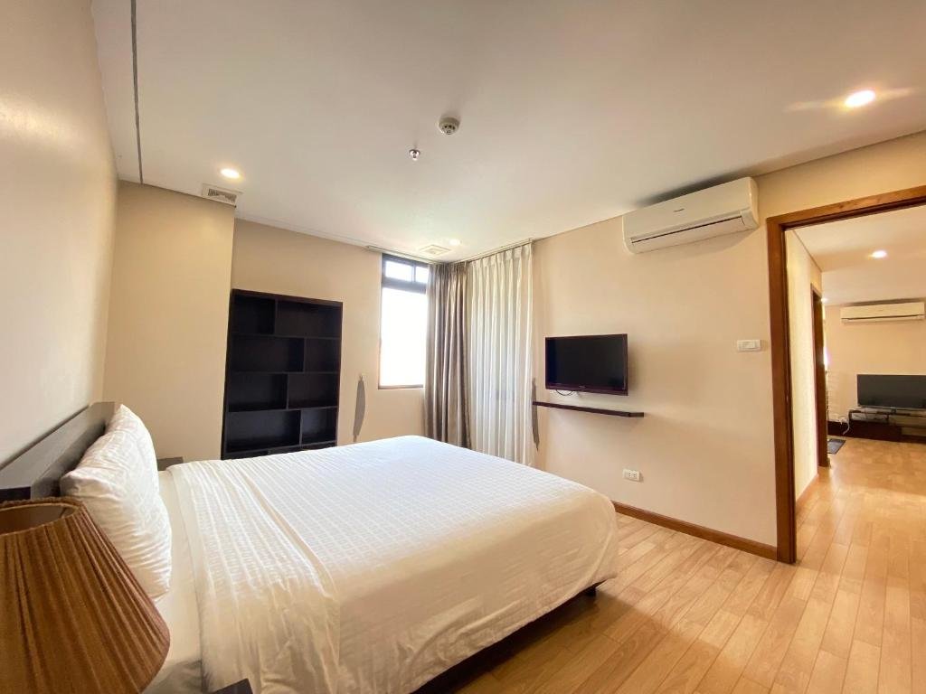 2 Bedrooms Apartment HB Serviced Apartment - 121B Quan Hoa