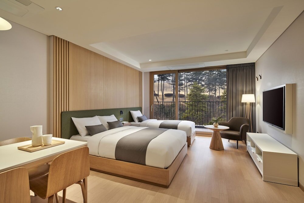 Habitación doble familiar De lujo con balcón Lotte Buyeo Resort