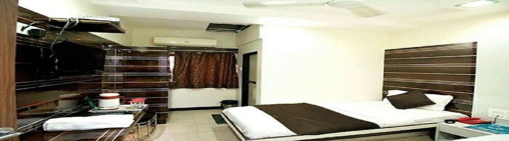 Standard double chambre Room Maangta 122 - Andheri East
