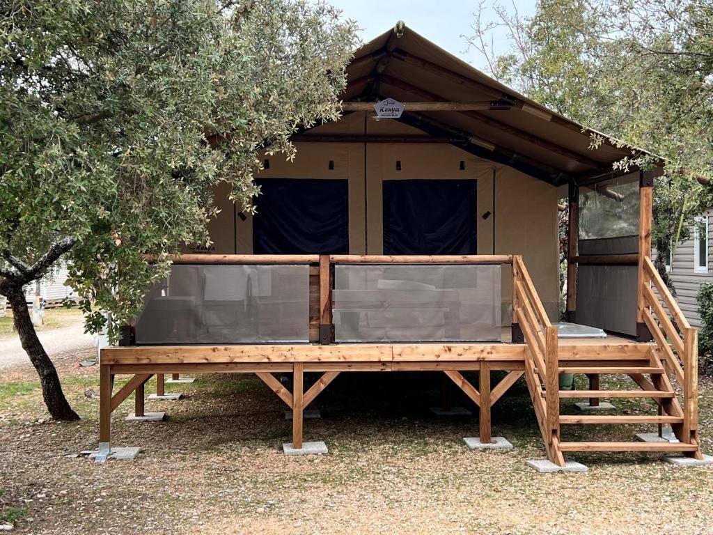 Komfort Zimmer Domaine des Chênes Blancs - Camping