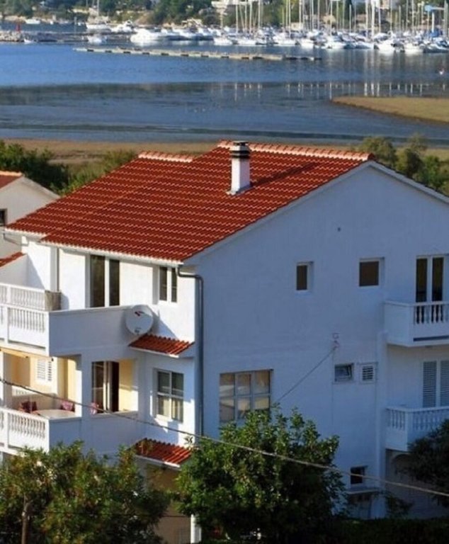 Appartement Tiho - 300m From sea - A2