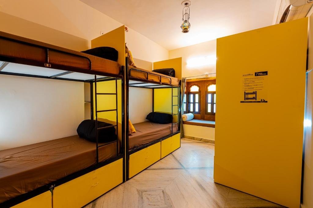 Cama en dormitorio compartido (dormitorio compartido femenino) The Hosteller Jodhpur