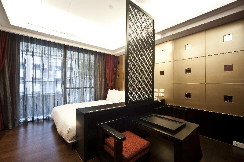 Economy Doppel Zimmer mit Balkon iTaipei Service Apartment